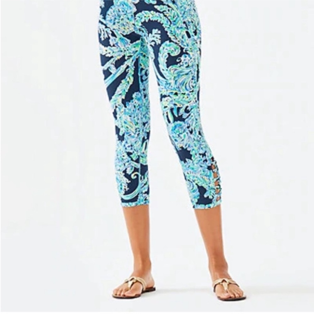 Lilly Pulitzer Luxletic Weekender Crop Leggings High Tide Navy Scuba Doo Small